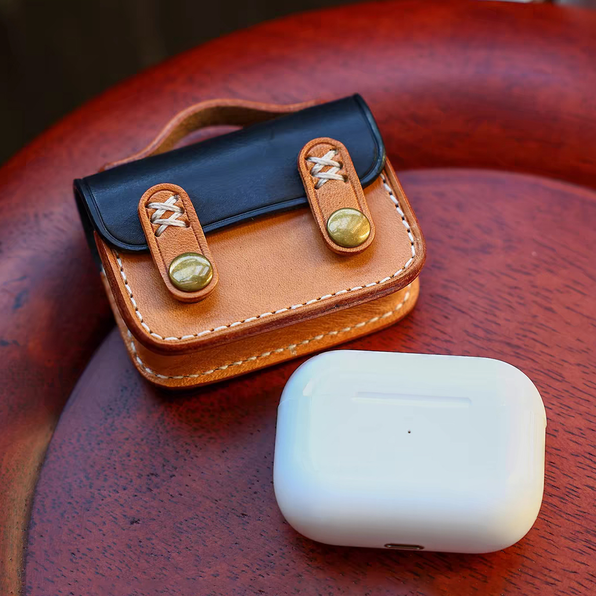 Suitable for AirpodsPro Earphone Protective Cover Handmade Genuine Leather Earphone Bag